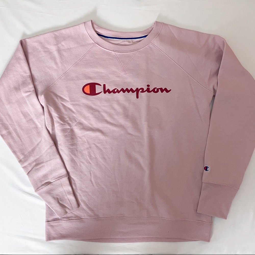 NWT Women’s Champion Sweatshirt